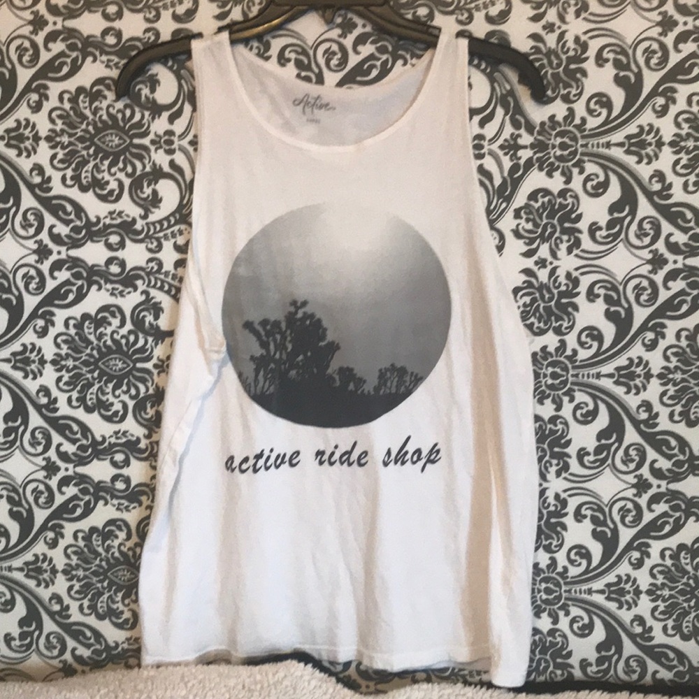 Women’s Active Skateshop brand loose-fitting tank